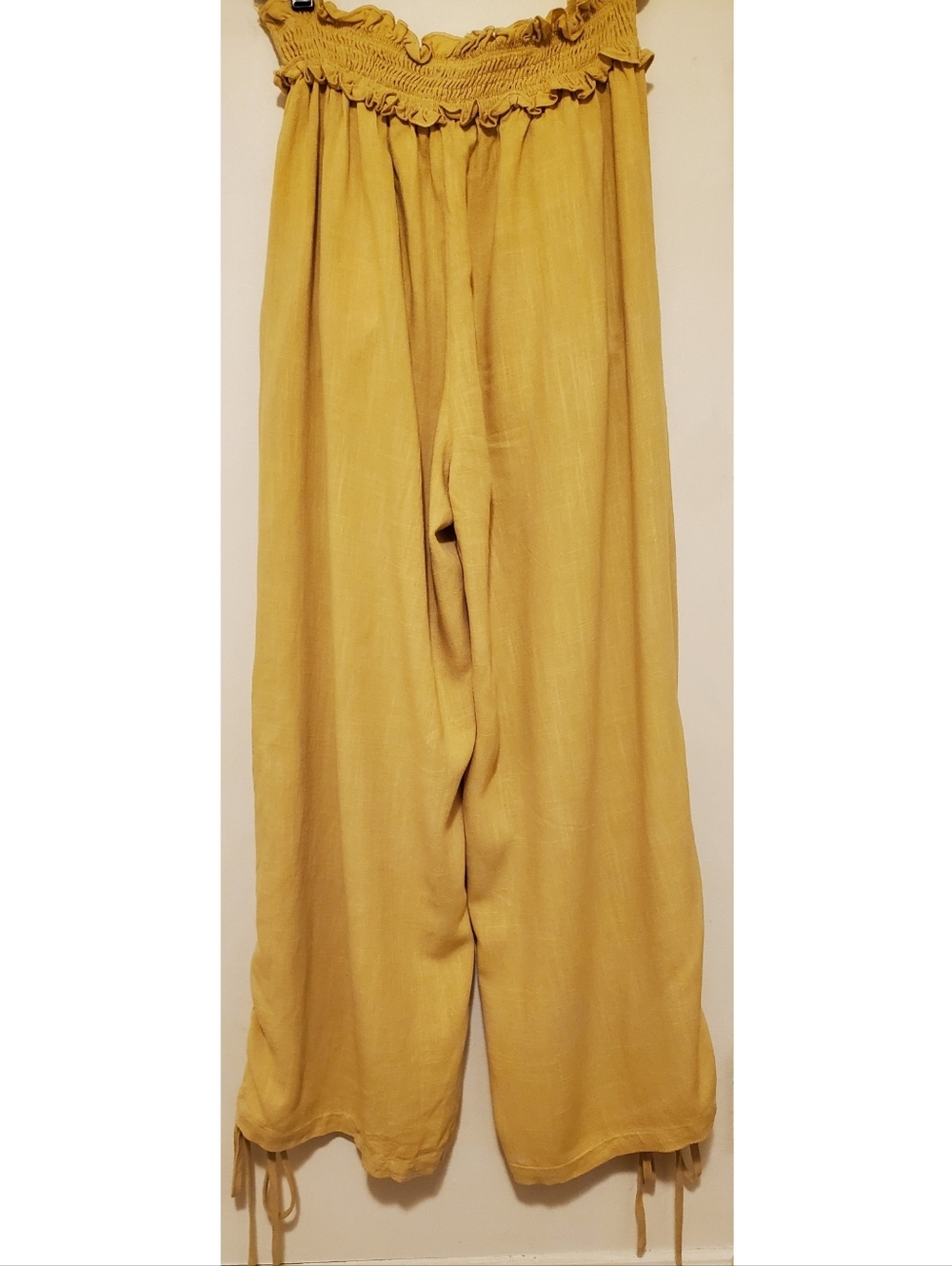 Cider Wide Leg Pants Side Ruching Size Large Yellow NWT - Picture 2 of 9